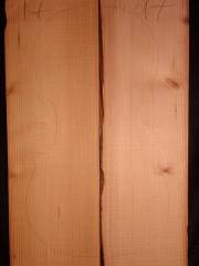 N.17  Violin spruce wedge quarter sawn 1724 (date on beam) € 300,--