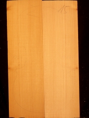 N.15  Violin spruce wedge quarter sawn 1724 (date on beam) € 300,--