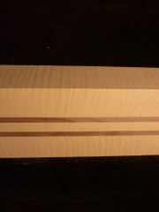 e-bass-neck maple/nut 1200x110x50mms € 90,--sold