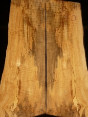 eguit020c  spalted flame maple  droptop thickness 8mms € 40,--